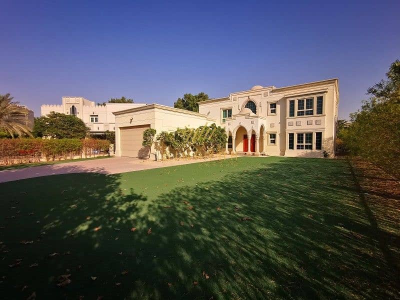 Master View | Lake View | 5 Bed | Large Plot Master View | Lake View | 5 Bed | Large Plot