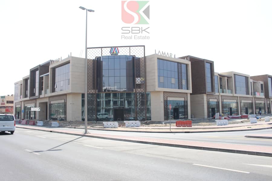 Premium retails shop in Al wasl road