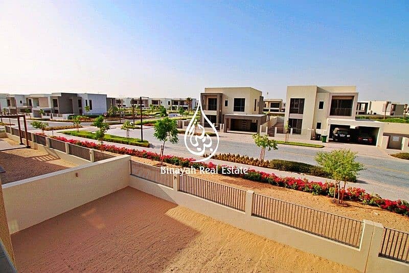 12 Luxury| 4 BR+M -Facing Park -Large Plot Sidra 1