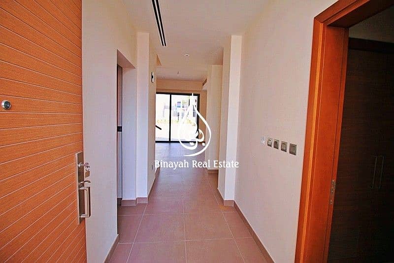 15 Luxury| 4 BR+M -Facing Park -Large Plot Sidra 1