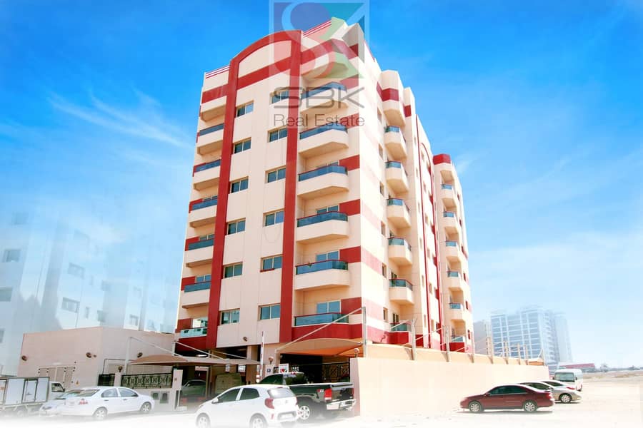 شقة في بناية خليفة مروان،الورقاء 1،الورقاء 1 غرفة 33000 درهم - 4834218