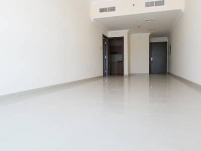 1 Bedroom Flat for Rent in Deira, Dubai - Spacious and luxury apartment with closed kitchen