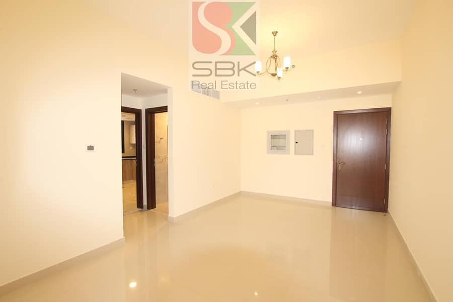 Spacious 3Bhk  With Pool and Gym Available