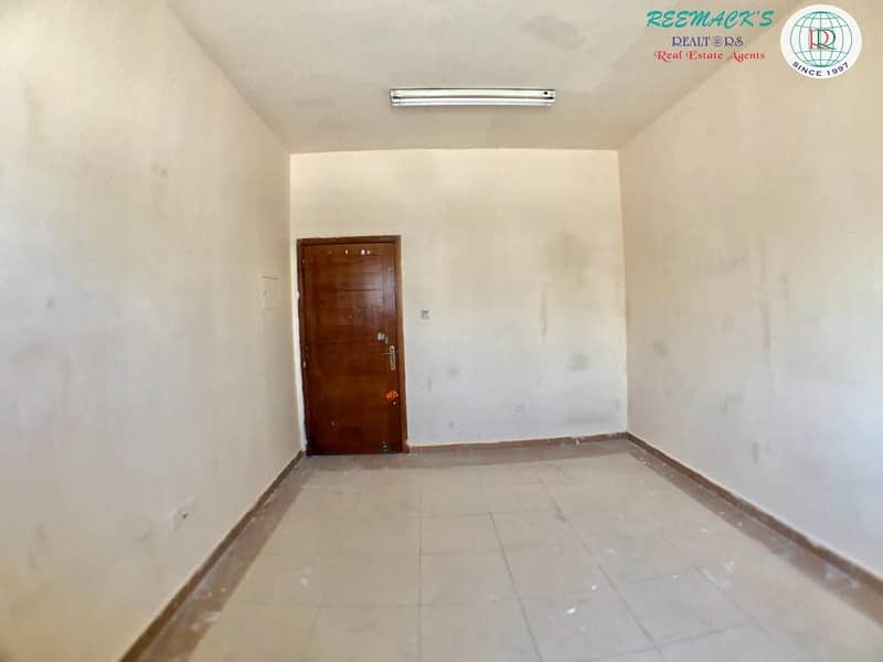 10 ROOMS LABOR CAMP AVAILABLE IN INDUSTRIAL AREA 3, Sharjah