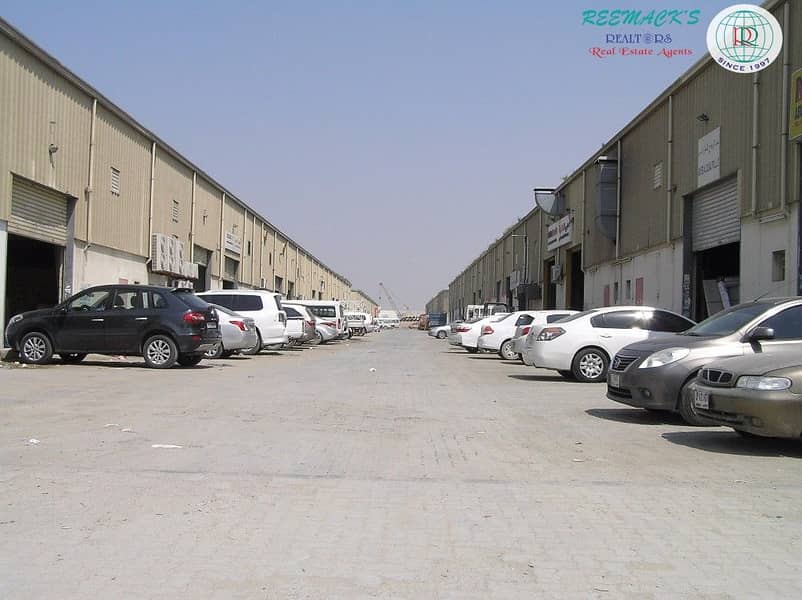 3900sqft warehouse available in Industrial Area 13