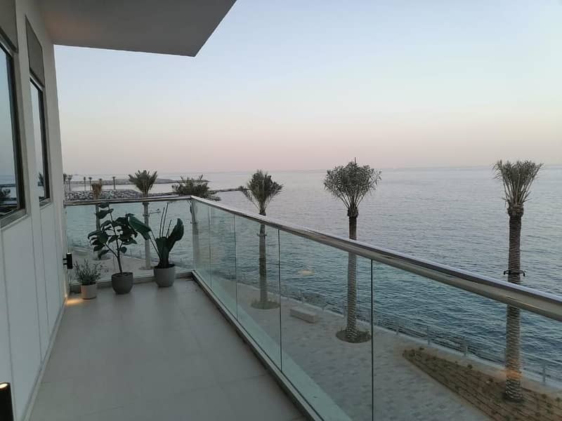 Beach Access Villa | Best View| Only One Unit
