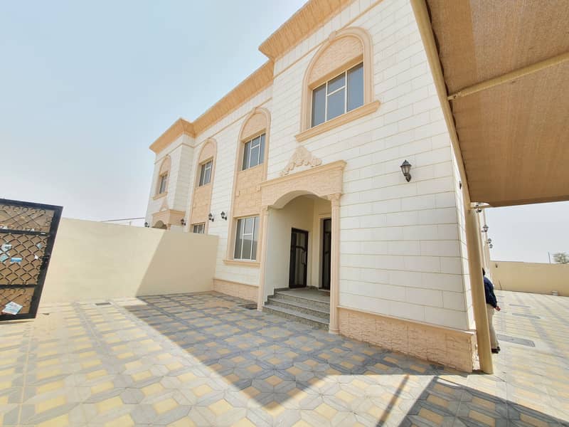 Brand new 5badroom twin  villa for rent for rent in Hoshi Sharjah