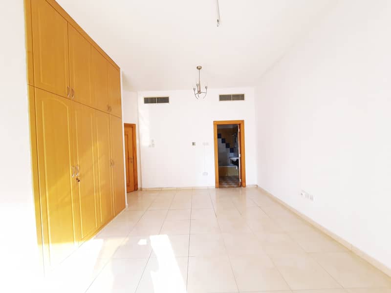 1 Month Free + Both Master Room + Huge Balcony Spacious 2bhk With All Facilities Free Rent 65k 6chqs