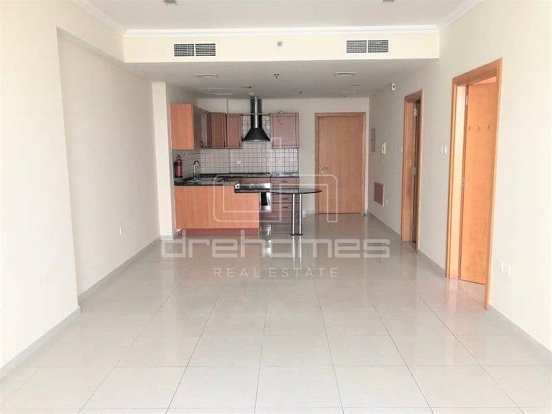 Pool View|1BHK|Chiller Free|Ready to Move In Pool View|1BHK|Chiller Free|Ready to Move In