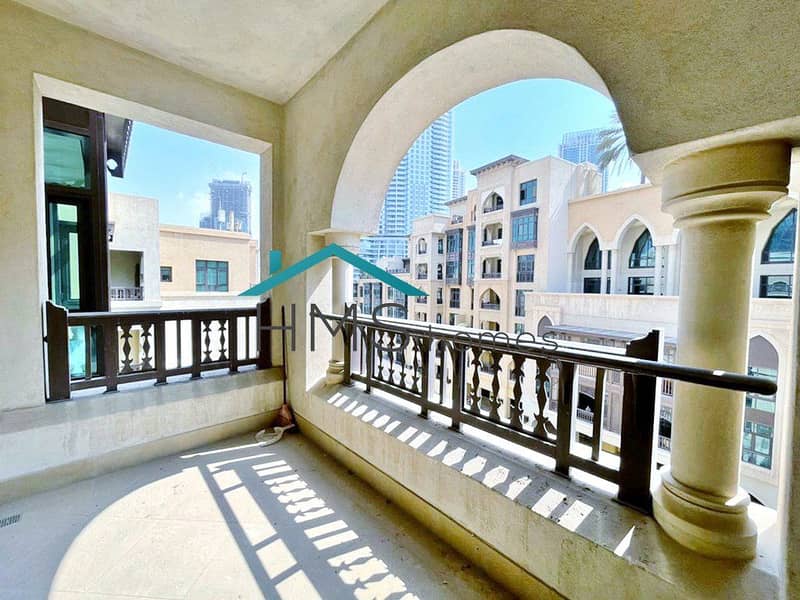 Квартира в Дубай Даунтаун，Сук Аль Бахар, 1 спальня, 2350000 AED - 5482064