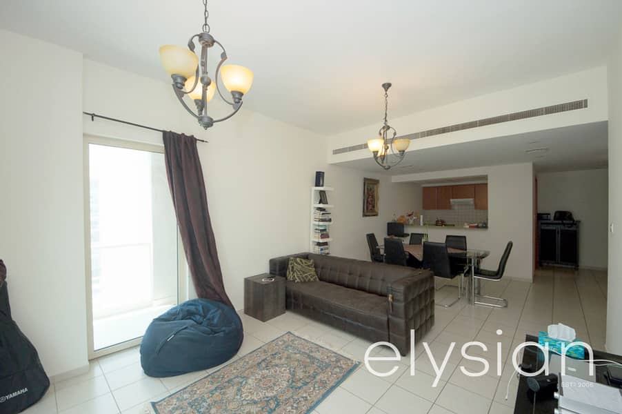 3 Stunning 2 Bed | Huge Balcony | Prime Location