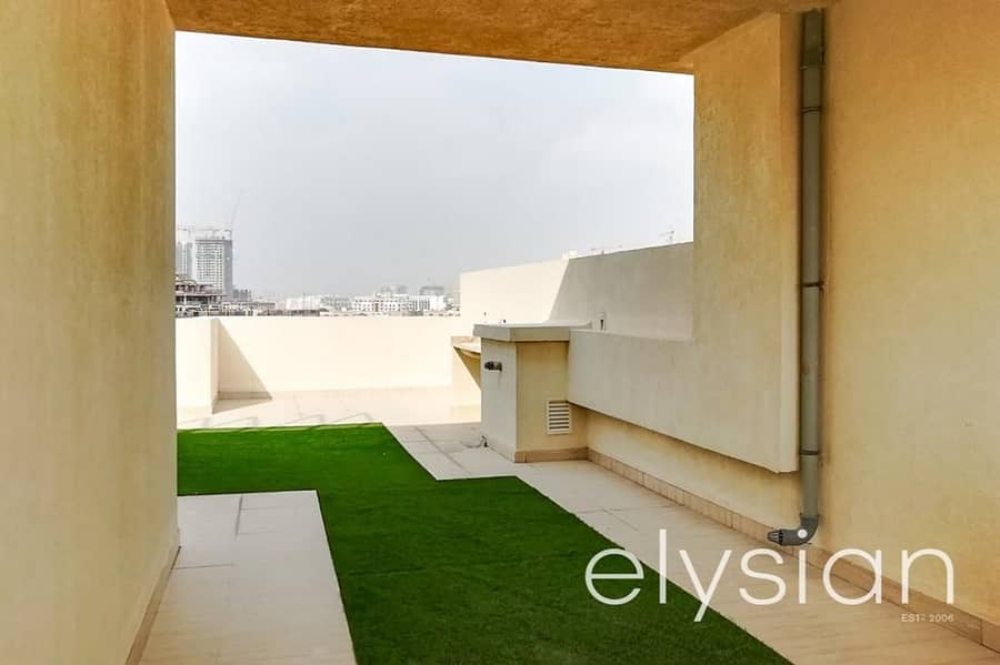 8 Roof Terrace | 4 Bed + Maids Townhouse | Unfurnished