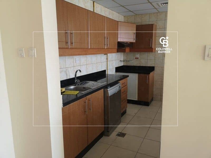 9 Reduced price|Massive 2BHK en-suite| Balcony | Great location