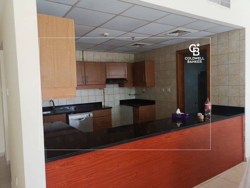 14 Reduced price|Massive 2BHK en-suite| Balcony | Great location