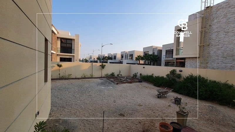 7 Type TH-H | Big Size Plot | 4 Bedrooms +Maids Room