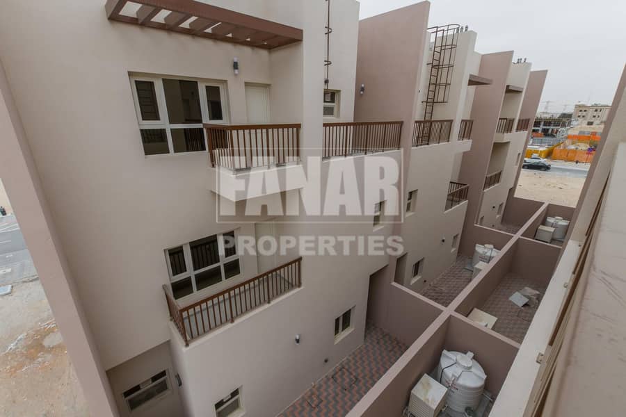 12 3BR Villa with Store room and 4 Huge Balconies