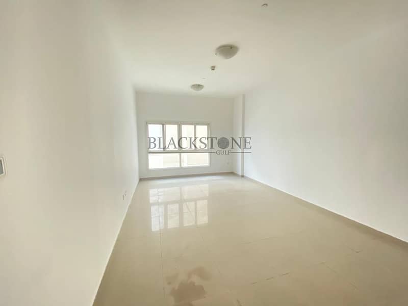 Spacious and Bright 2bedroom apartment in Dubai  Investment Park 1
