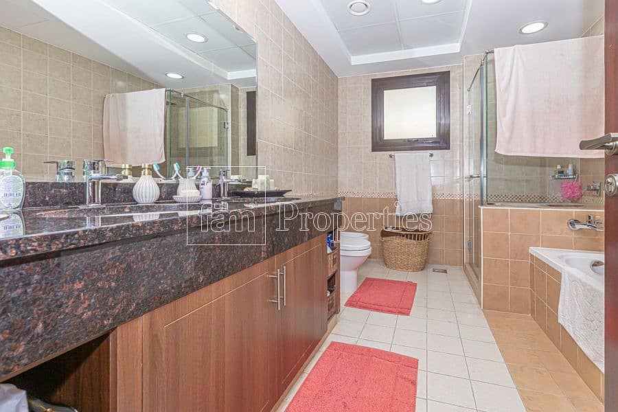16 4 BR Well-Presented Mid Unit Townhouse in Naseem