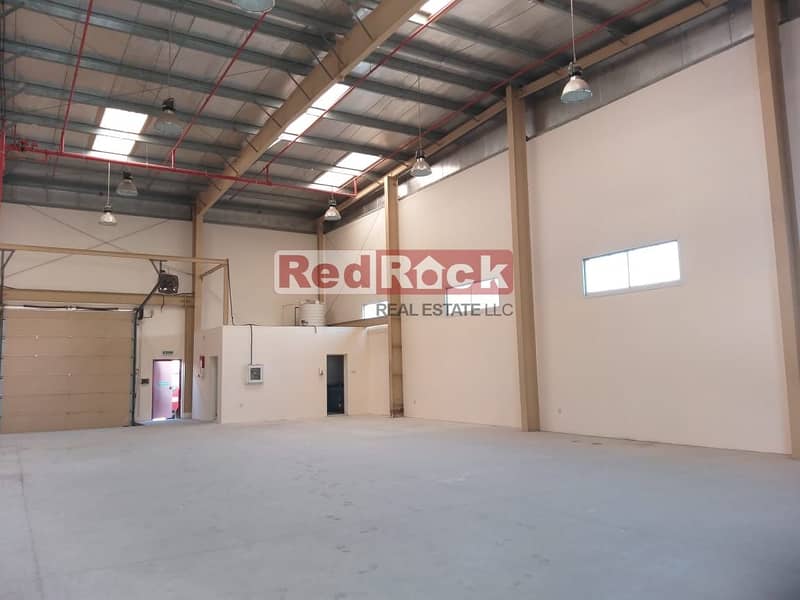 Corner Warehouse 3000 Sqft with Office Washroom and Pantry