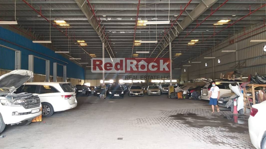 14000 Sqft Warehouse with Office Suitable For Garage In Ras Al Khor