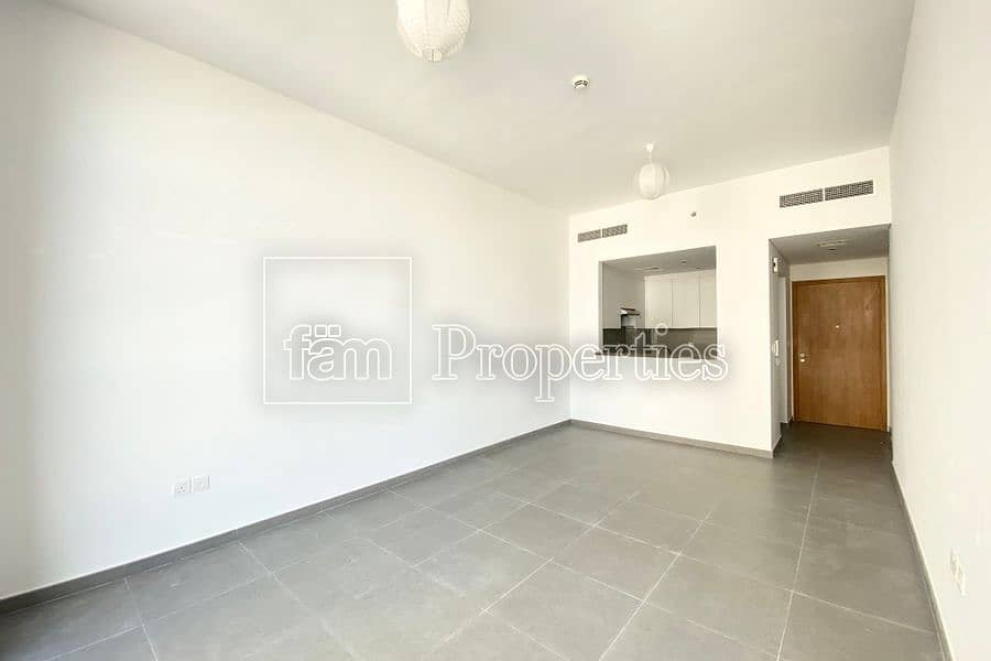 3 Middle Floor | Road View | Well Maintained