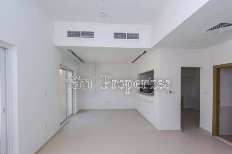 3 Single Row | Close to Swimming Pool | Brand New