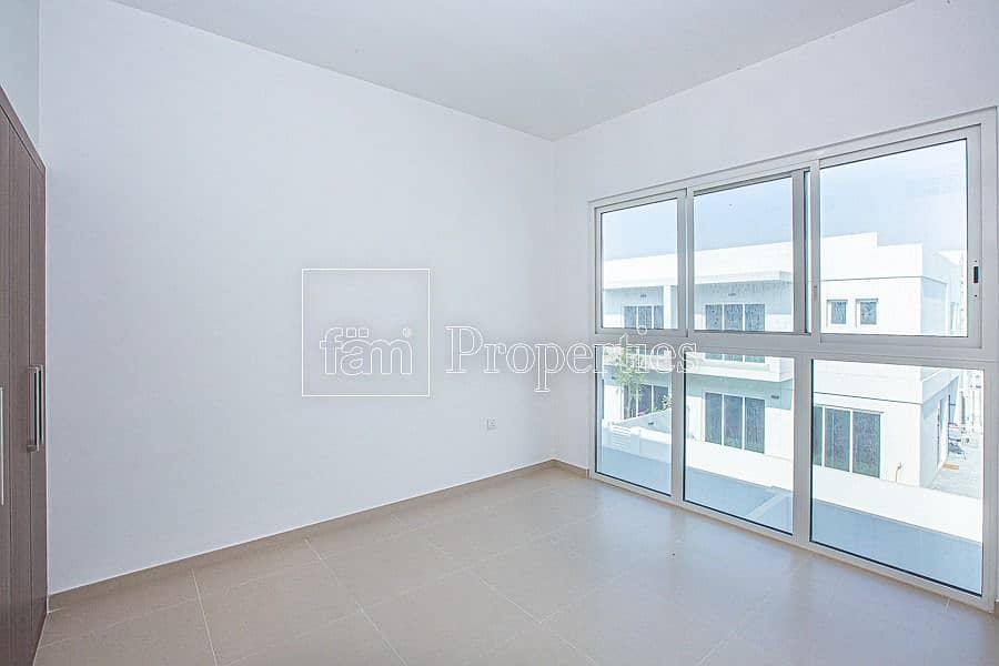 5 BRAND NEW 3 BEDROOM TOWNHOUSE FOR RENT