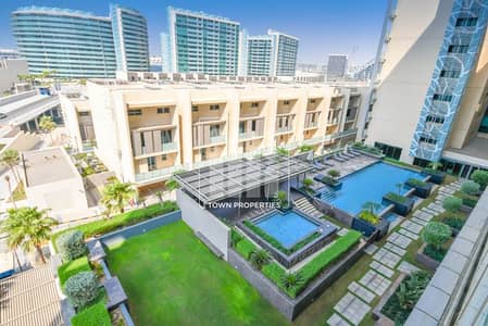 2 Bedroom Apartment for Sale in Al Raha Beach, Abu Dhabi - Own Luxurious Lifestyle Living Or Ideal Investment