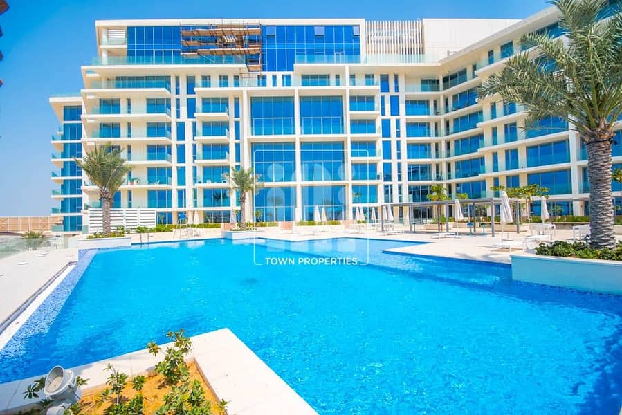 Ready to Move inn| 2bhk with Full Sea View