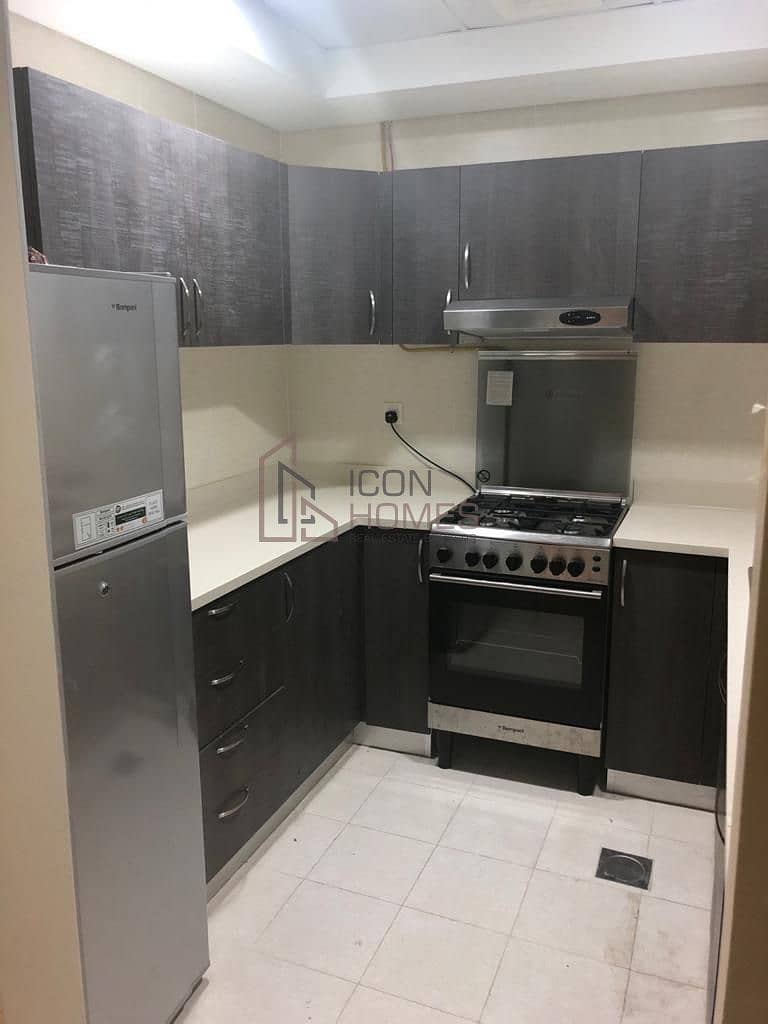 2 Spacious 1br| with balcony | semi-furnished