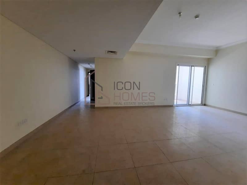 2 Beautiful 2 bed apartment| Spacious Layout|Plaza Residence