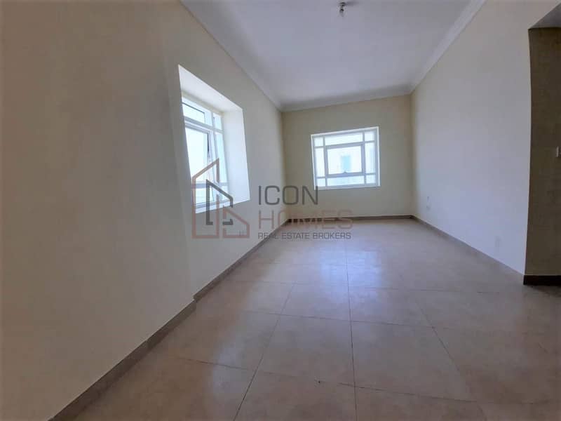 3 Beautiful 2 bed apartment| Spacious Layout|Plaza Residence