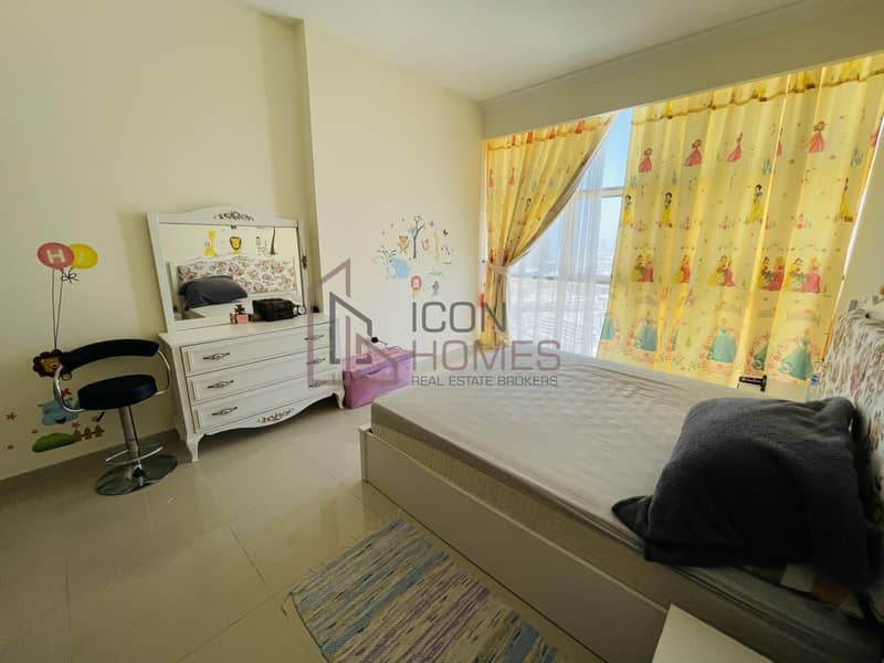 19 2bhk+maid fully furnished  panoramic view