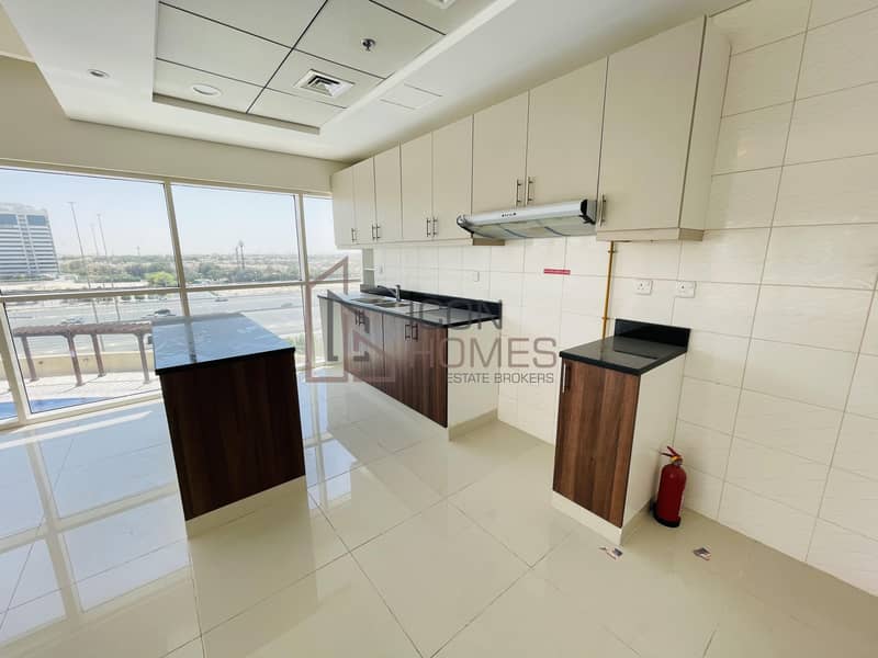 21 2bhk+maid fully furnished  panoramic view