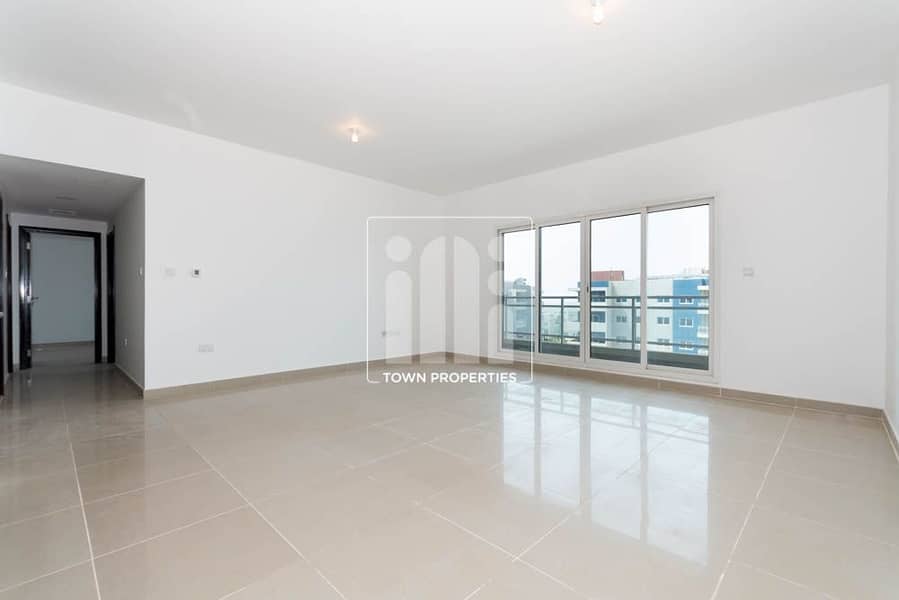 5 2BR Apt w/ Building View | Near to Garden