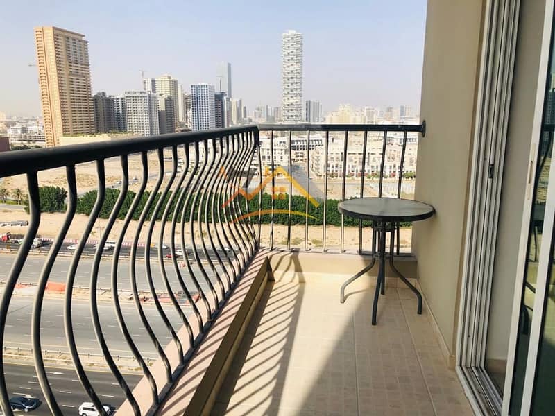 6 Amaizing View | Vacant 2 Bedroom with Balcony for Sale just in 700