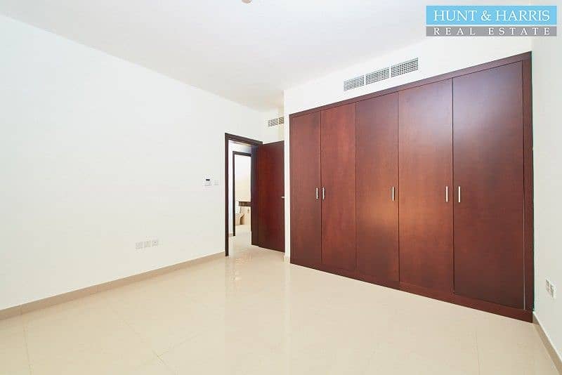 9 Mangrove View | 3 Bedroom + Maid | Ideal Location