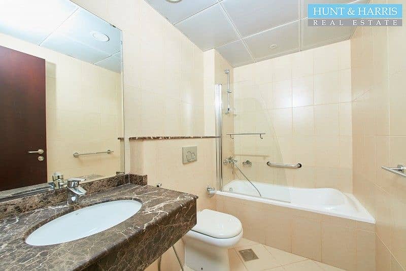 13 Mangrove View | 3 Bedroom + Maid | Ideal Location
