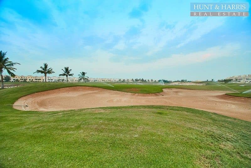 24 Full Golf View - Closed Kitchen - Excellent Location