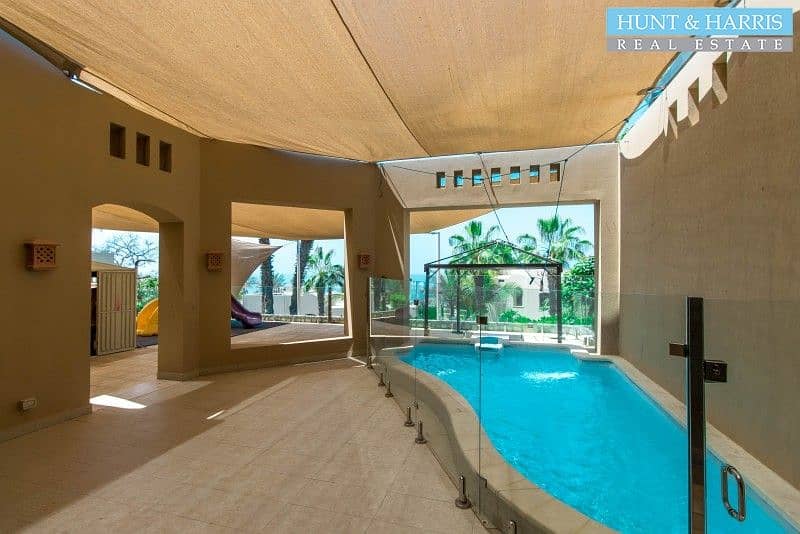 16 Beautifully Modified Villa - Open Kitchen - Private Pool
