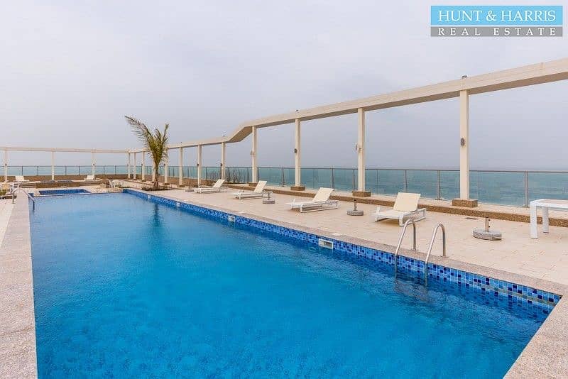 15 Stunning Sea View - High Floor - Immaculate Condition