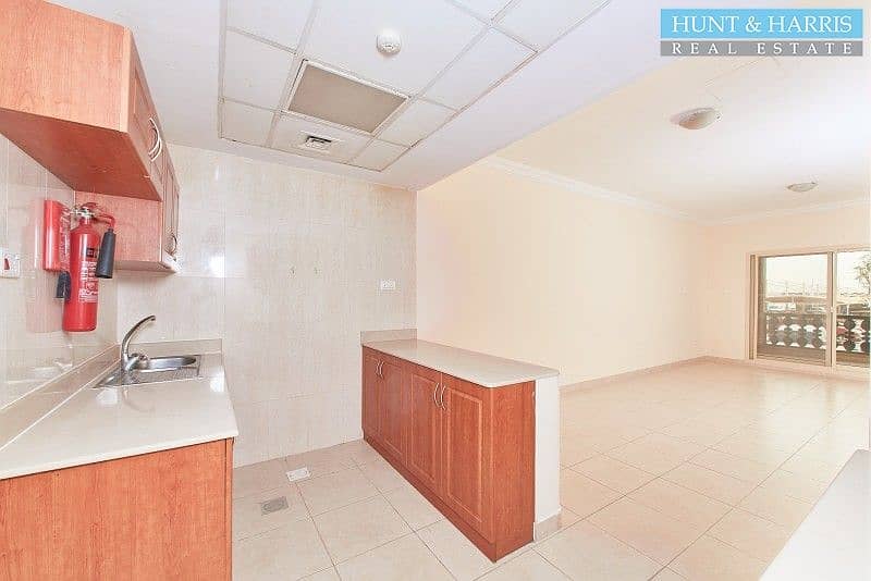 7 Amazing Value - Al Hamra Village - Marina Apartment