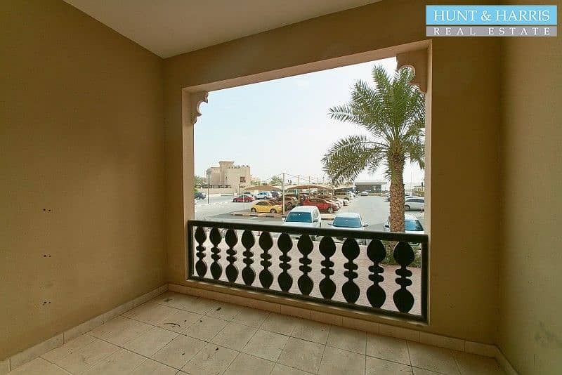 12 Amazing Value - Al Hamra Village - Marina Apartment