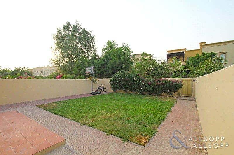 17 Great Location | 3 Bed | Landscaped Garden