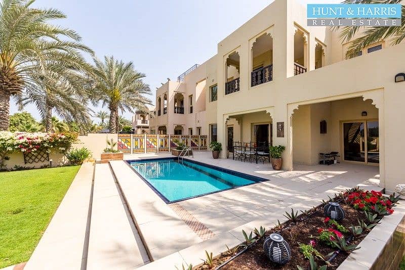 3 Upgraded Duplex with Amazing Sea View - Private Pool