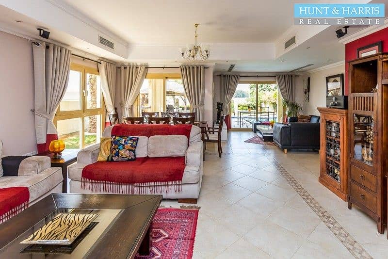 4 Upgraded Duplex with Amazing Sea View - Private Pool