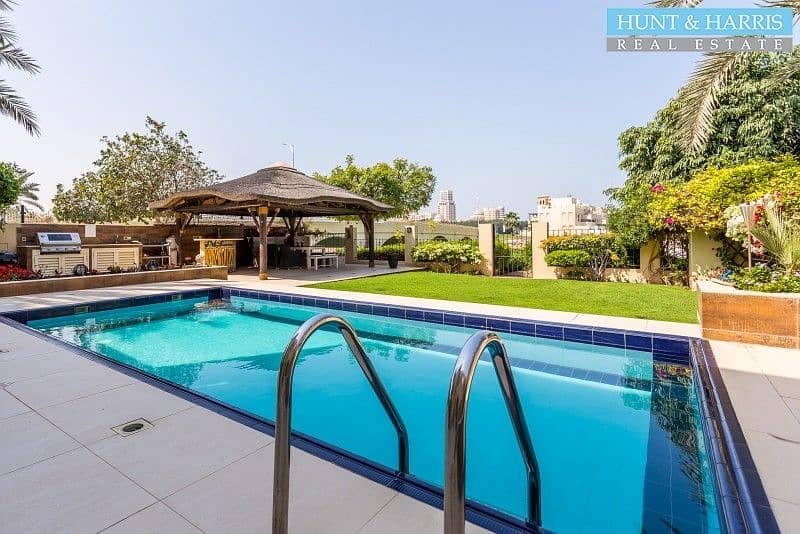 16 Upgraded Duplex with Amazing Sea View - Private Pool
