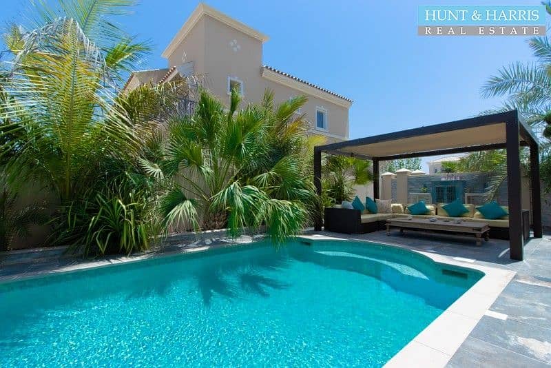 37 Luxurious Villa - Private Swimming pool - Rare Find