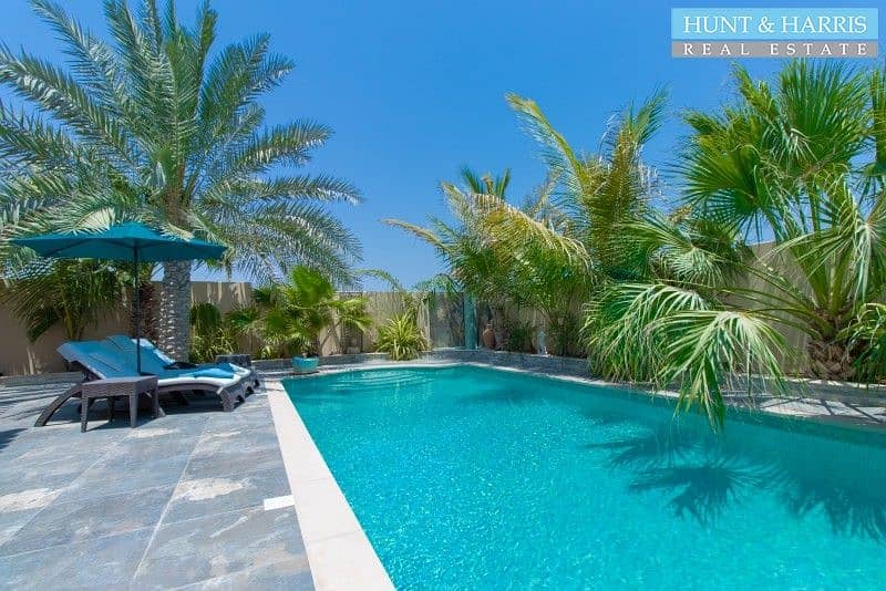 38 Luxurious Villa - Private Swimming pool - Rare Find