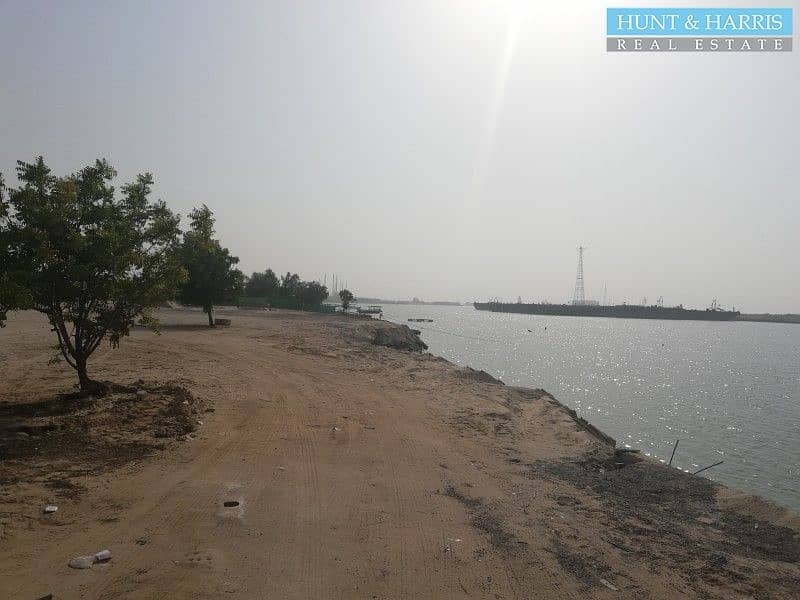 3 No Service Charges | Waterfront Plots For UAE Nationals Only